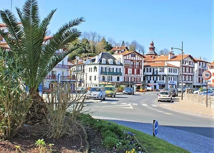 Unique En Souplex Avec Parking A - Fr-1-4-707